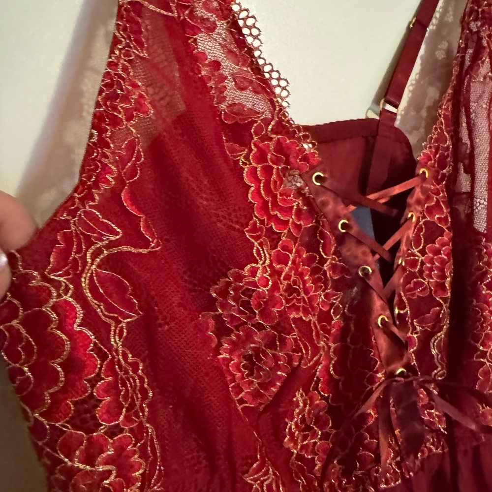 NWT Cacique Red Lace Chemise - Picture 3 of 8